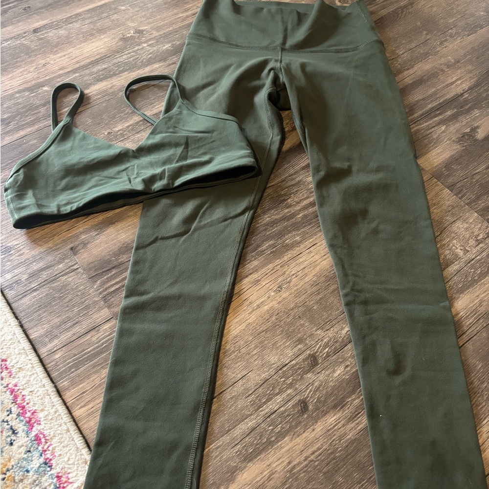 Aritzia TNA Workout Set